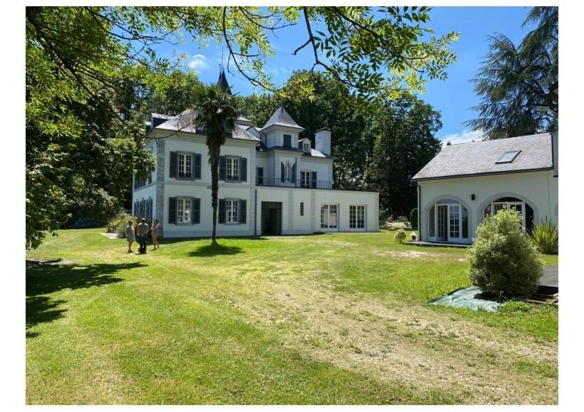 Domaine Mont-Riant A Jurancon Lägenhet Exteriör bild